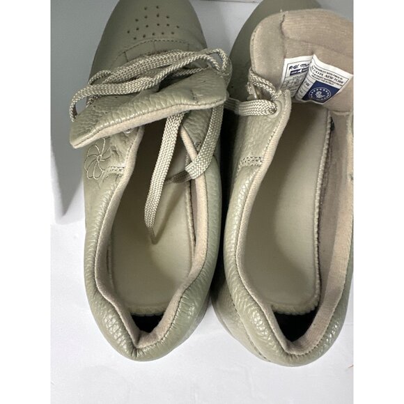 P.W. Minor Comfort Women's Walking Shoes Sz 8 khaki Lace Up Sneakers - Picture 5 of 9